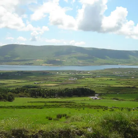 Carraig Liath House Nocleg ze śniadaniem Clynacartan