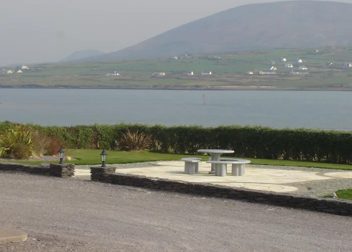 Carraig Liath House Bed & Breakfast Clynacartan